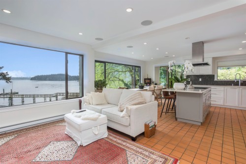 5445 Indian River Drive, North Vancouver, BC 