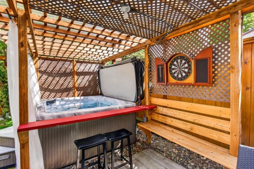 891 Pinebrook Place, Coquitlam, BC 