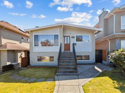 2166 39th Avenue E Vancouver, BC V5P 1H7