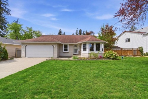 11911 238b Street  Maple Ridge, BC V4R 1W3