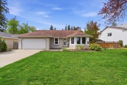 11911 238b Street  Maple Ridge, BC V4R 1W3
