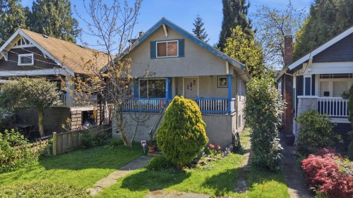 3174 5Th Avenue W, Vancouver, BC 
