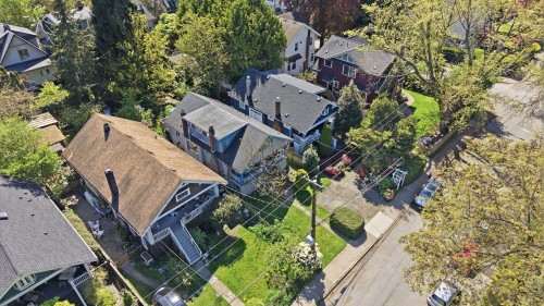 3174 5Th Avenue W, Vancouver, BC 