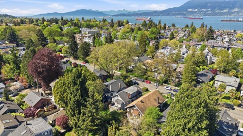 3174 5Th Avenue W, Vancouver, BC 