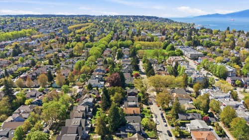 3174 5Th Avenue W, Vancouver, BC 