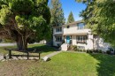 300 25Th Street E, North Vancouver, BC 