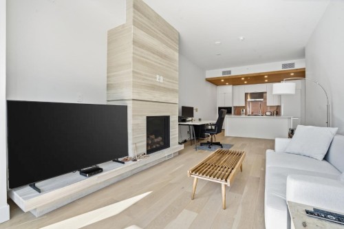 406-6707 Nelson Avenue, West Vancouver, BC 