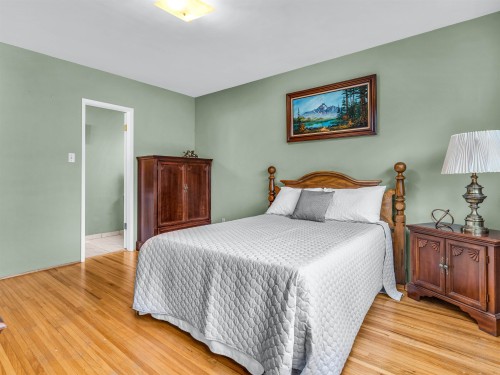 3031 16Th Avenue E, Vancouver, BC 