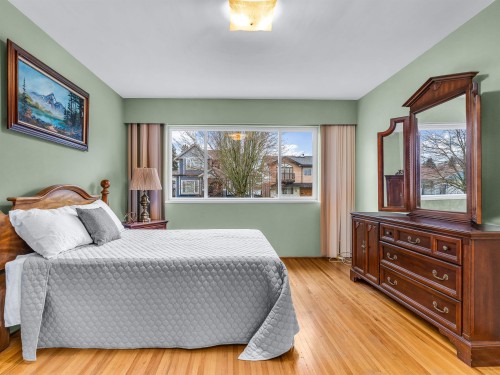 3031 16Th Avenue E, Vancouver, BC 