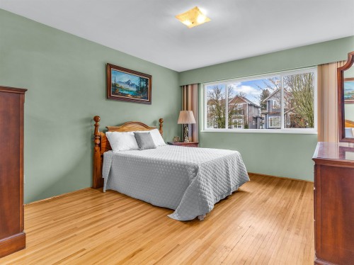 3031 16Th Avenue E, Vancouver, BC 