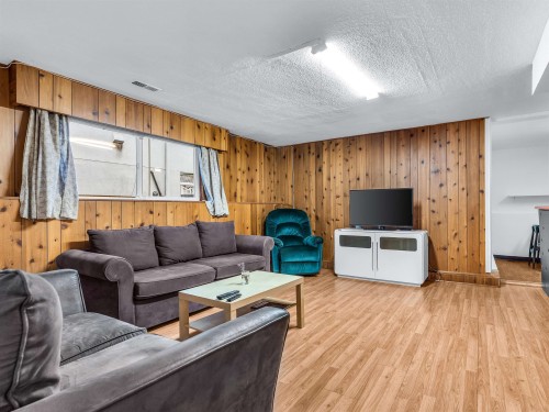 3031 16Th Avenue E, Vancouver, BC 