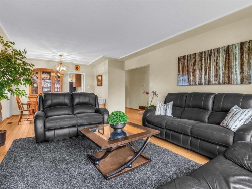 3031 16Th Avenue E, Vancouver, BC 