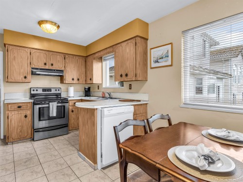 3031 16Th Avenue E, Vancouver, BC 