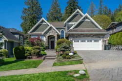 7533 Curtis Street Burnaby, BC V5A 4W7