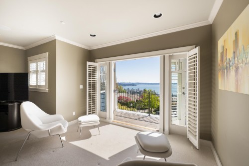 2353 Orchard Lane, West Vancouver, BC 