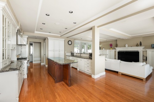2353 Orchard Lane, West Vancouver, BC 