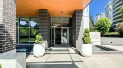 2208-5883 Barker Avenue Burnaby, BC V5H 0G4