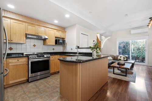 12-11331 Cambie Road  Richmond, BC V6X 1L3