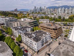 206-511 7th Avenue W Vancouver, BC V5Z 4R2