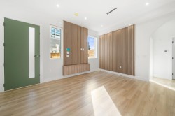 1-3583 Haida Street  Vancouver, BC V5M 3Y9