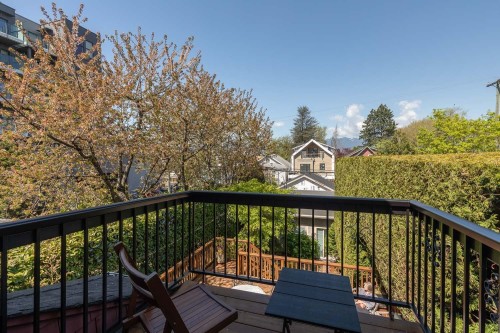 237 24Th Avenue E, Vancouver, BC 