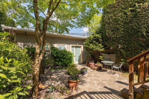 237 24Th Avenue E, Vancouver, BC 