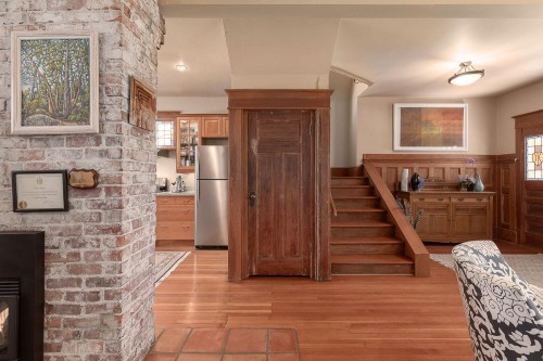 237 24Th Avenue E, Vancouver, BC 