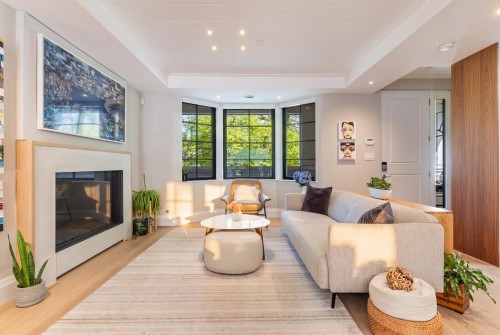 820 23Rd Avenue W, Vancouver, BC 