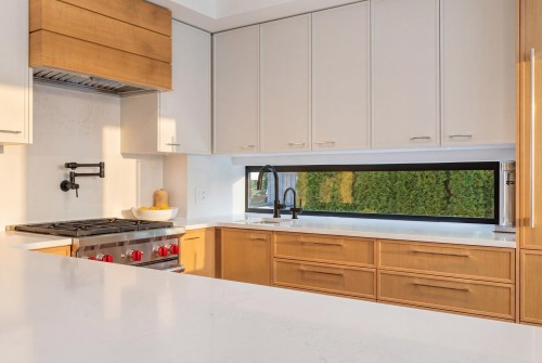 820 23Rd Avenue W, Vancouver, BC 