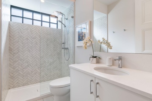 820 23Rd Avenue W, Vancouver, BC 