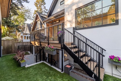 820 23Rd Avenue W, Vancouver, BC 