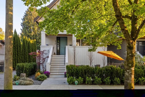 820 23Rd Avenue W, Vancouver, BC 