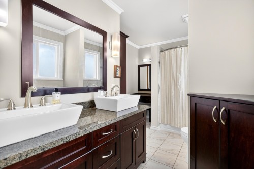 642 53Rd Avenue W, Vancouver, BC 