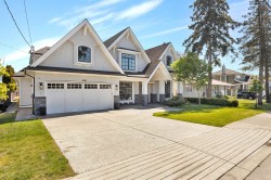 5248 Central Avenue Ladner, BC V4K 2H3