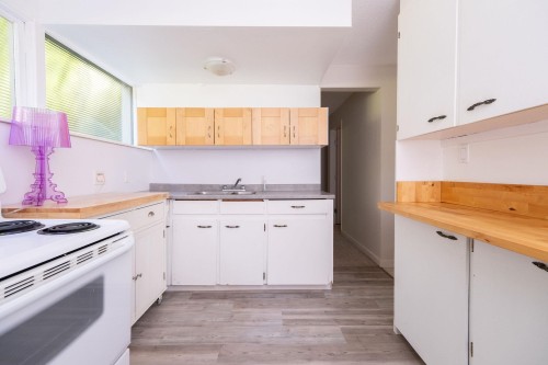 1580 Mathers Avenue, West Vancouver, BC 