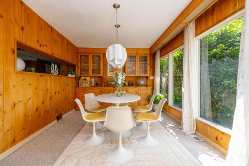 1580 Mathers Avenue, West Vancouver, BC 