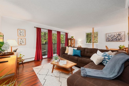 204-725 Commercial Drive  Vancouver, BC V5L 3W4