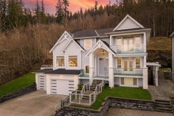 25540 Godwin Drive Maple Ridge, BC V2W 1G9