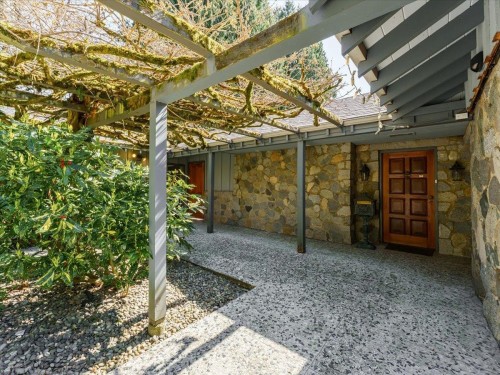1650 Mathers Avenue, West Vancouver, BC 