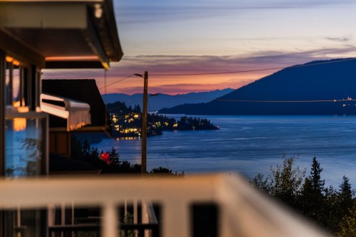 8519 Seascape Drive  West Vancouver, BC V7W 3J7