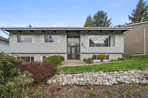 39 Mott Crescent  New Westminster, BC V3L 4L8