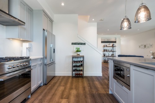 7-3535 Princeton Avenue, Coquitlam, BC 