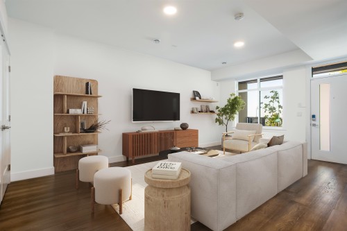 7-3535 Princeton Avenue, Coquitlam, BC 