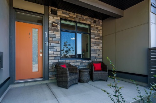 7-3535 Princeton Avenue, Coquitlam, BC 