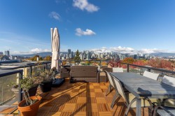1017 8th Avenue W Vancouver, BC V6H 1C3