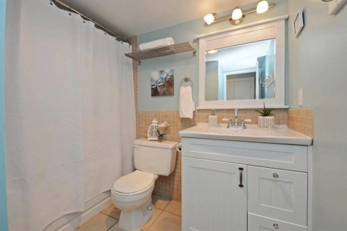 1365 4Th Avenue W, Vancouver, BC 
