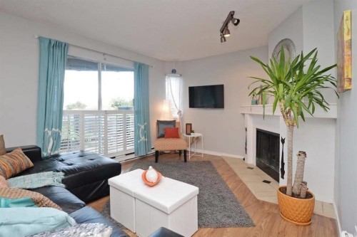 1365 4Th Avenue W, Vancouver, BC 