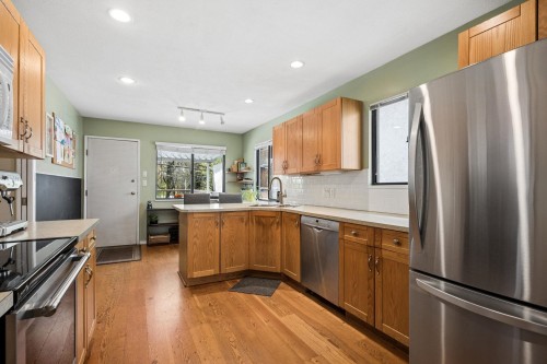 2050 13Th Avenue E, Vancouver, BC 