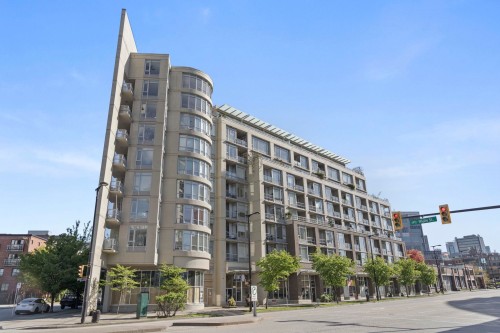 304-2055 Yukon Street  Vancouver, BC V5Y 4B7