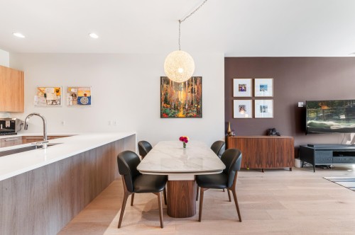 2765 Mountain Highway, North Vancouver, BC 